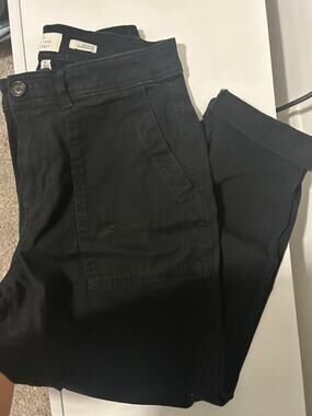 A new day Mom Pants *Size 8*